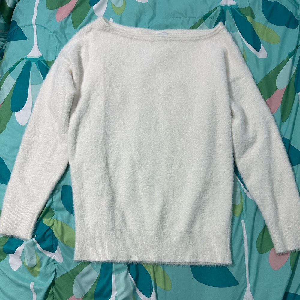 Gymshark Whitney Oversized Eyelash Knit Sweater in Skylight White, size Small